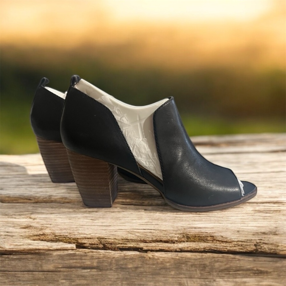 Elegant Black Peep-Toe Ankle Boots